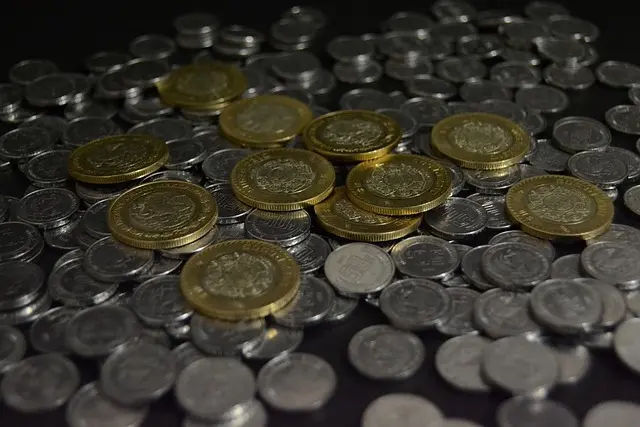 Essential Saving Tips for College Students
